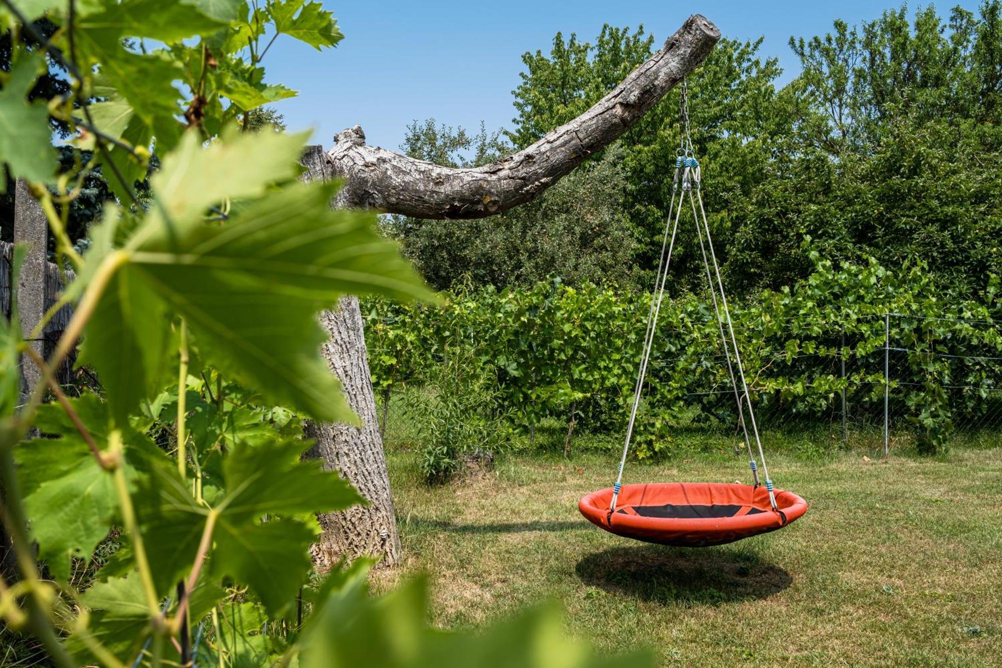 Apartamento Szürke Vendégház Balatonkenesén Exterior foto